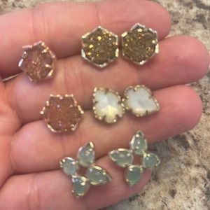 4 Pair of Kendra Scott studs